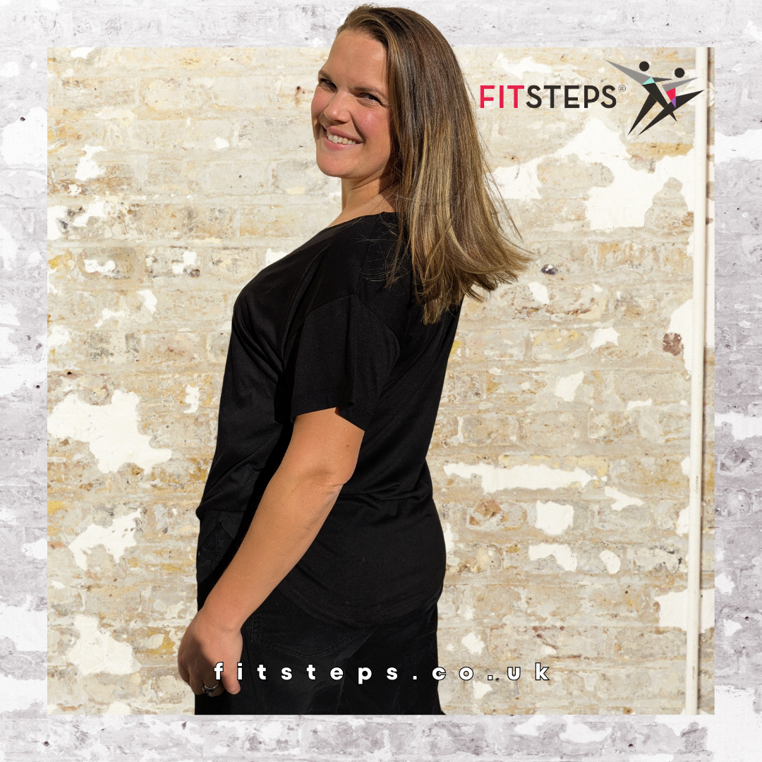 FitSteps CHAIR Scoop Neck Tee