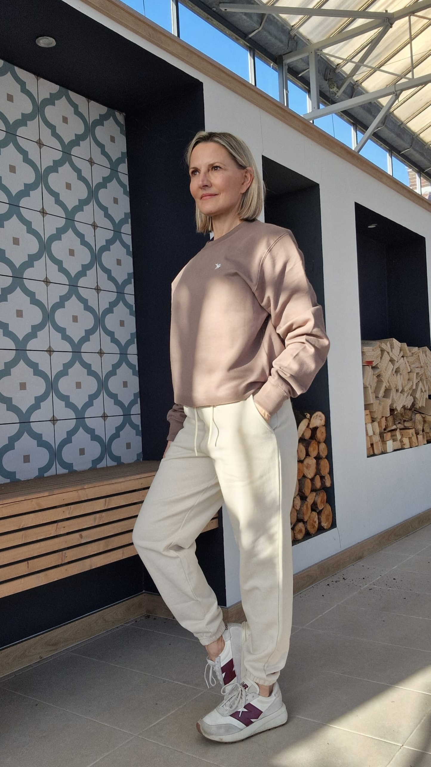 FitSteps Sweater (Mocha)